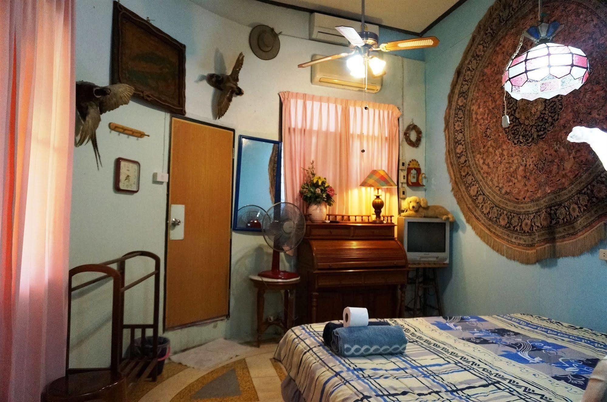King'S Home Hua Hin Homestay Extérieur photo